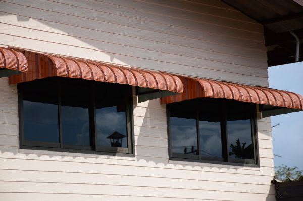 Aluminum Awning Placement